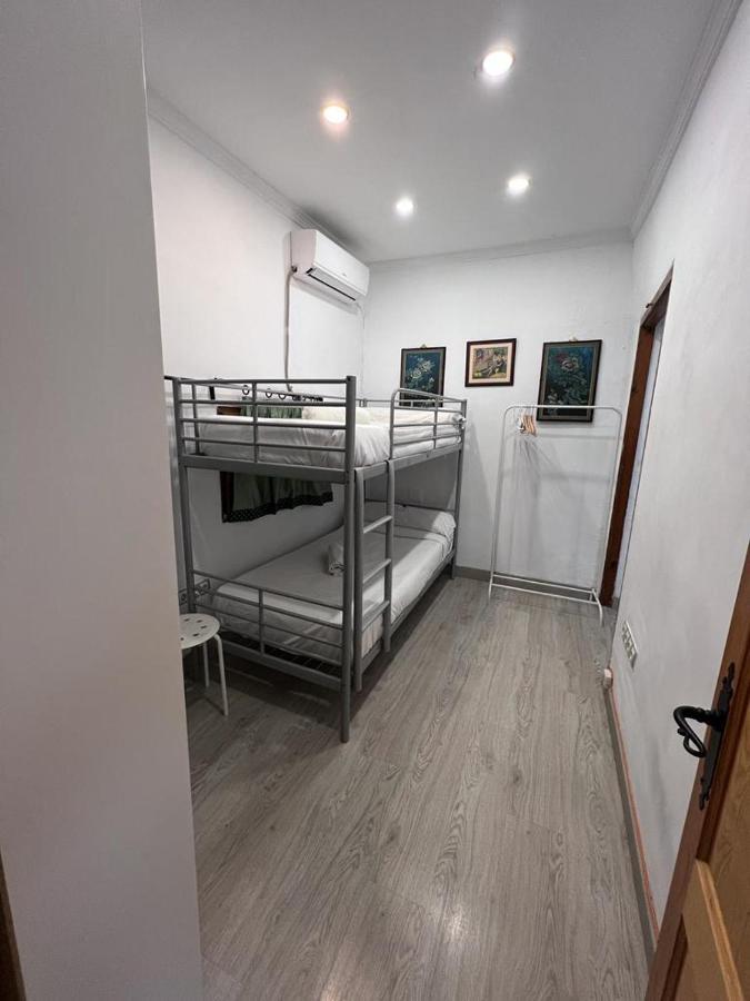 Bbtk Hostel Malaga Zewnętrze zdjęcie