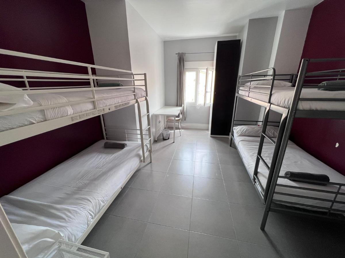 Bbtk Hostel Malaga Zewnętrze zdjęcie